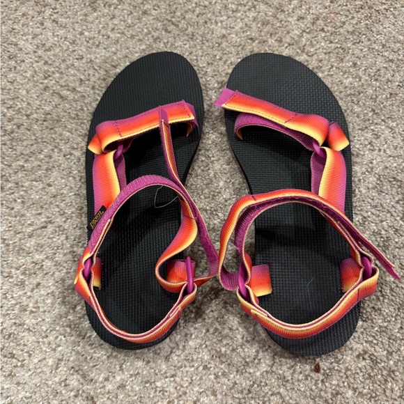 Teva Shoes - Teva Universal Sandals